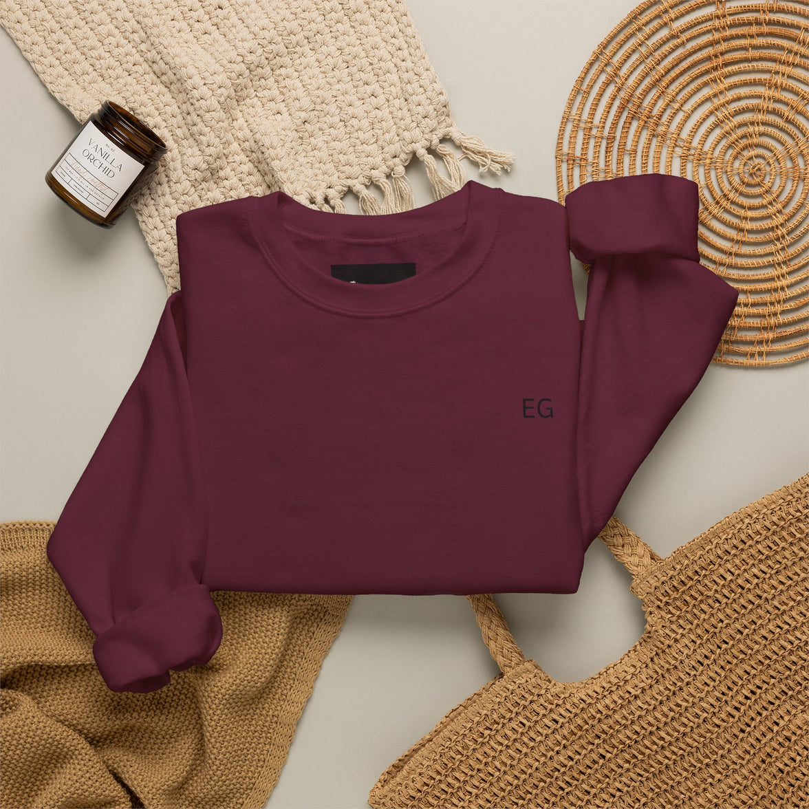 Heavy Blend Crewneck Sweatshirt ribbed cuffs and collar