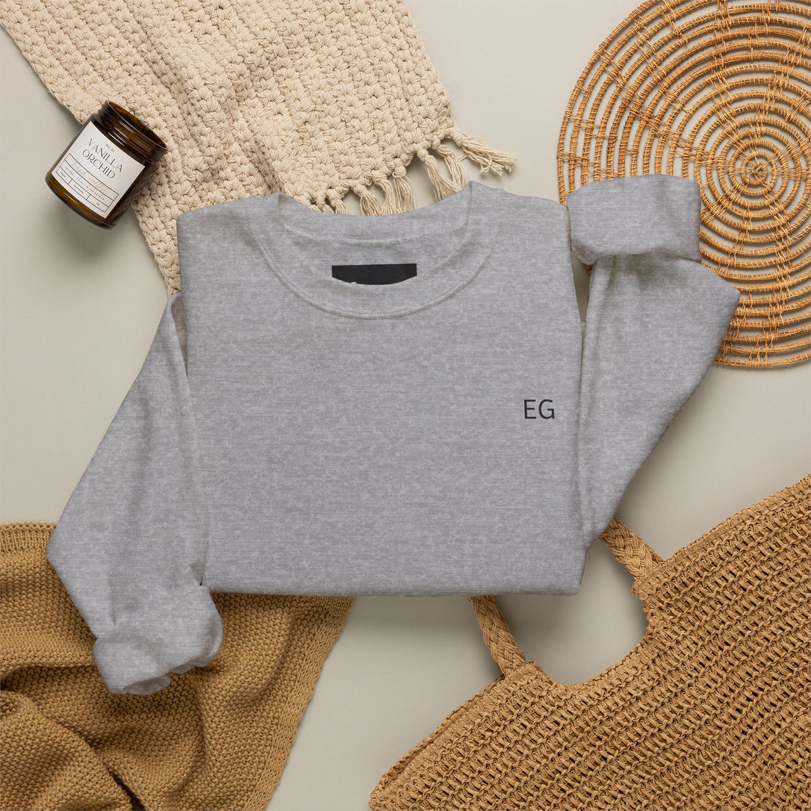 Heavy Blend Crewneck Sweatshirt with crew neckline